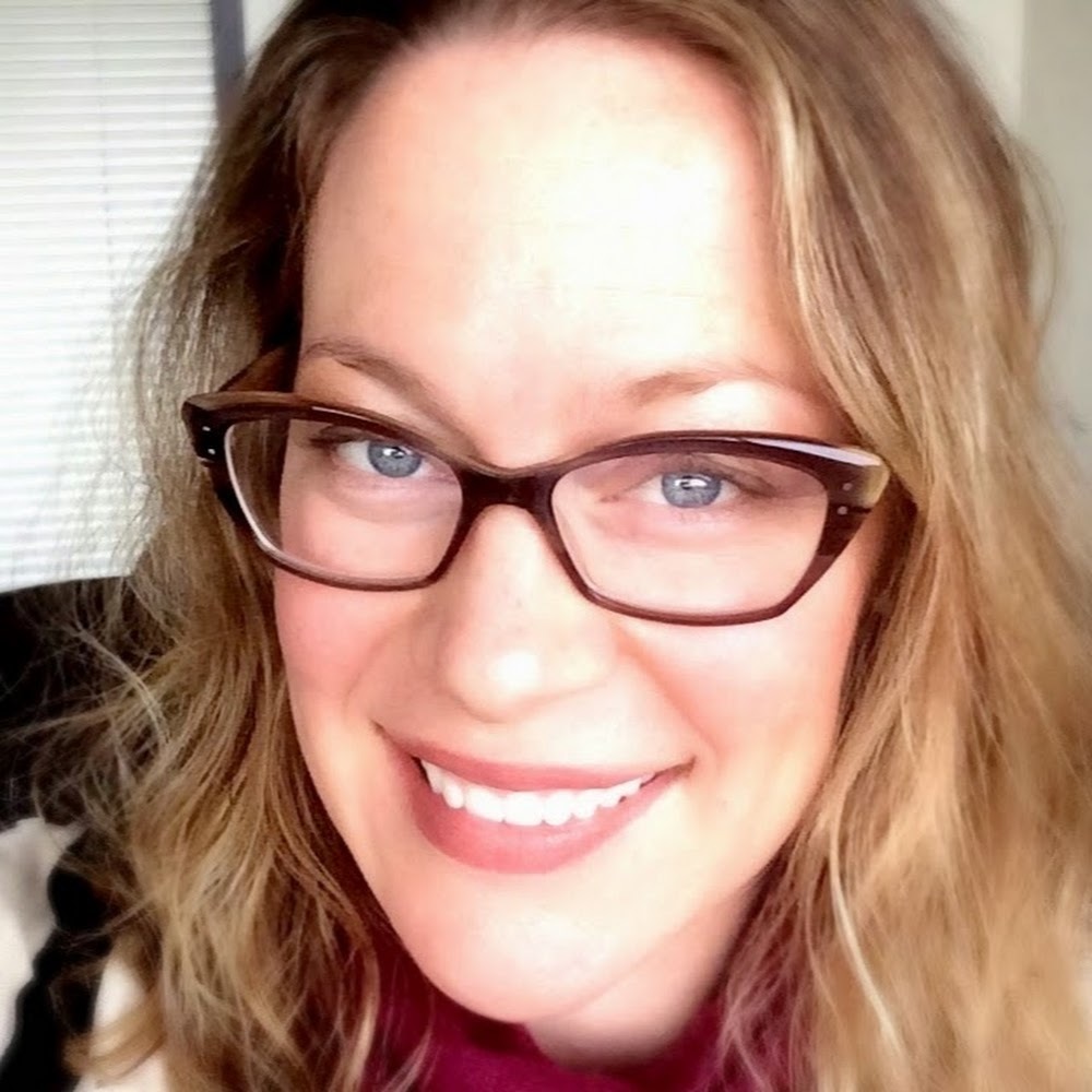 Meet your Posher, Erin gael